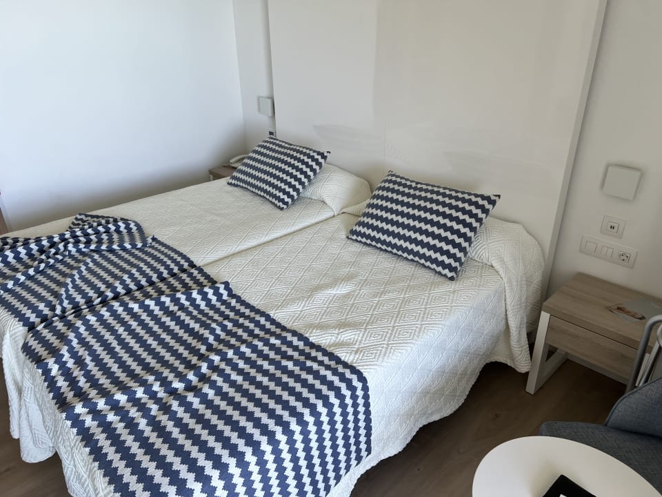 Zimmer Hipotels Bahía Cala Millor