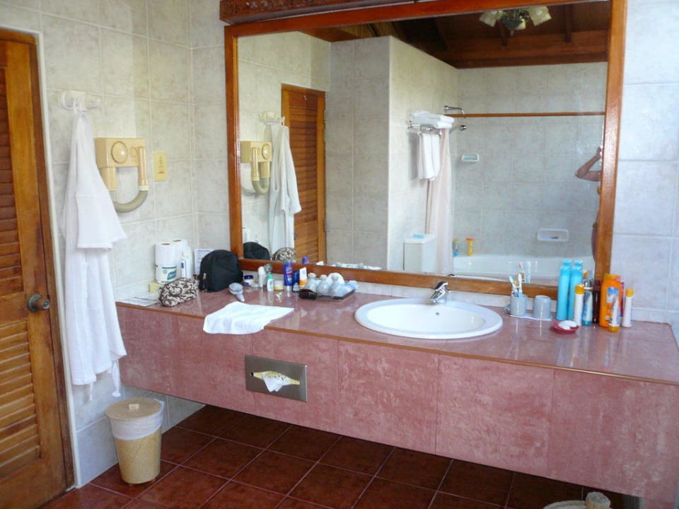 Bad Nr. 127 NH Collection Maldives Reethi Resort