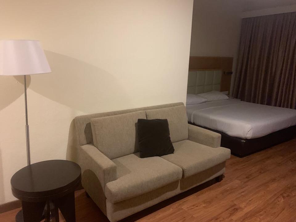 Zimmer Hotel Sentral Seaview, Penang