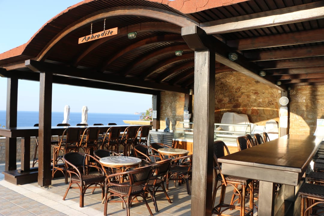 Poolbar Hotel Kalithea Horizon Royal