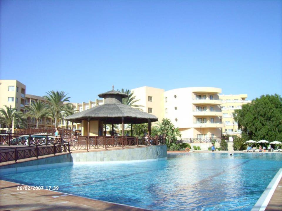 Aussenanlage mit einem der Pools SBH Costa Calma Beach Resort