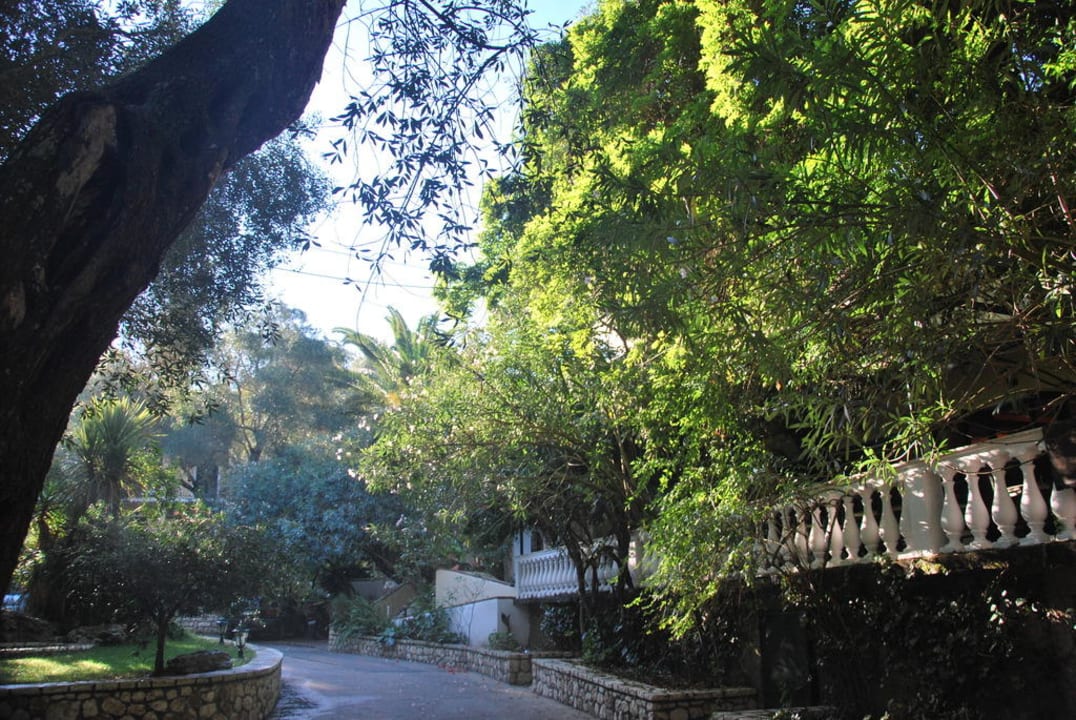 Lokal Außenbereich Hotel & Apartments Liapades Beach