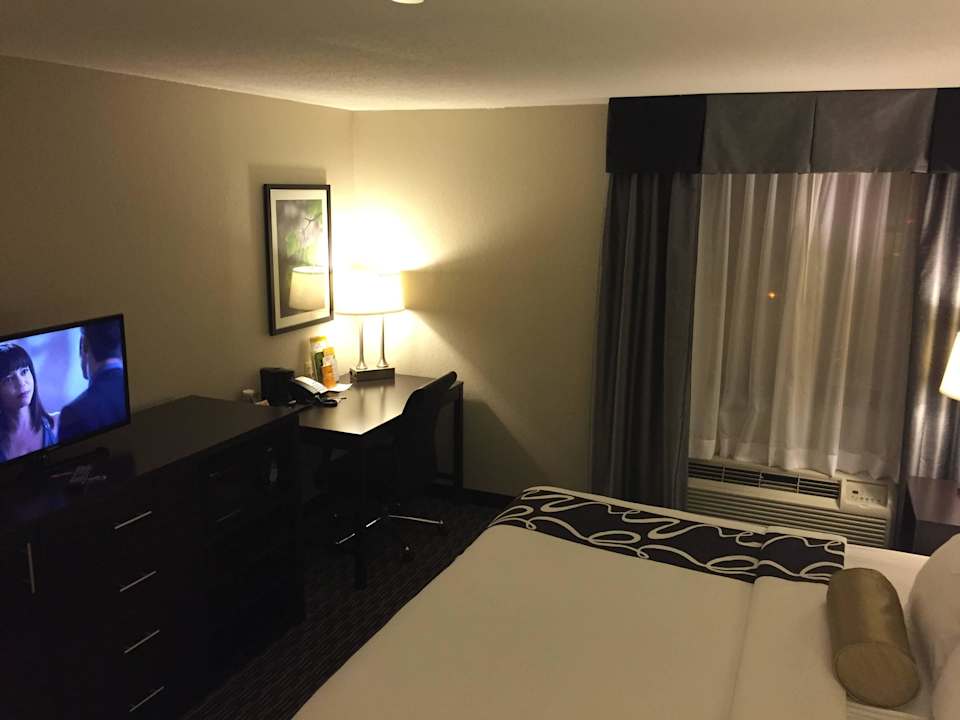 Tisch Hotel La Quinta Inn & Suites Romulus Detroit Airport