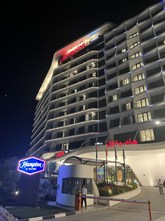 Außenansicht Hampton by Hilton Marjan Island