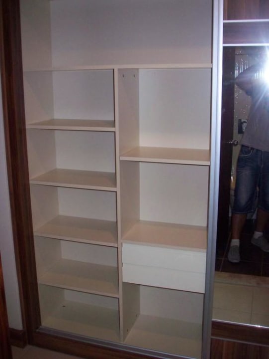 Kleiderschrank Xperia Kandelor Hotel