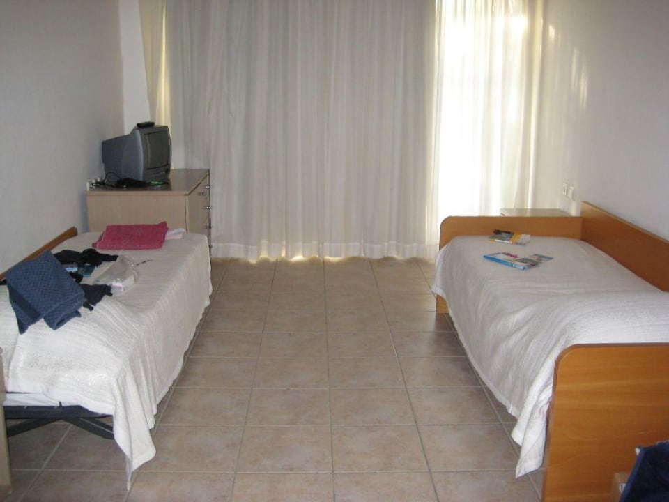 Zimmer Apollonia Beach Resort & Spa