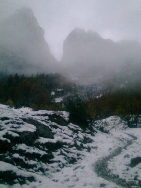 Zeitig am Morgen Alpengasthaus Griesner Alm