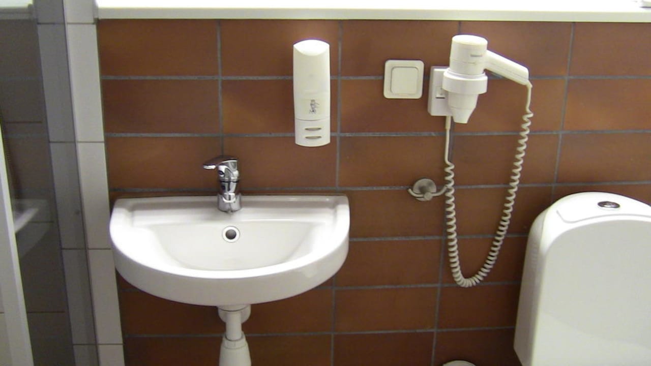 Bad GO Hotel Shnelli