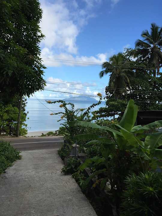 Ausblick von Auffahrt zum Restaurant Guesthouse The Beach House