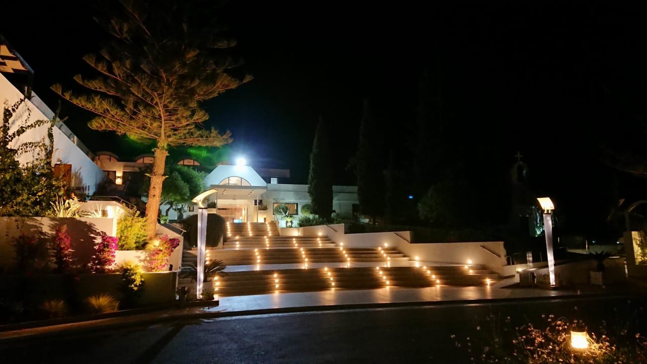 Außenansicht TUI BLUE Oceanis Beach and Spa Resort