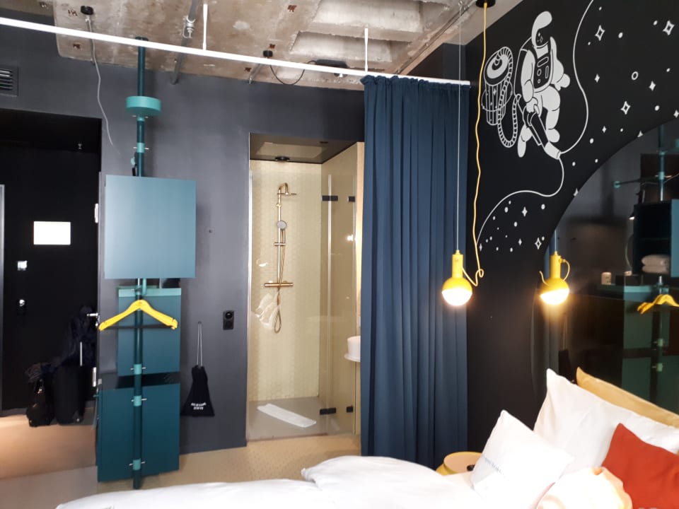 Zimmer 25hours Hotel The Circle