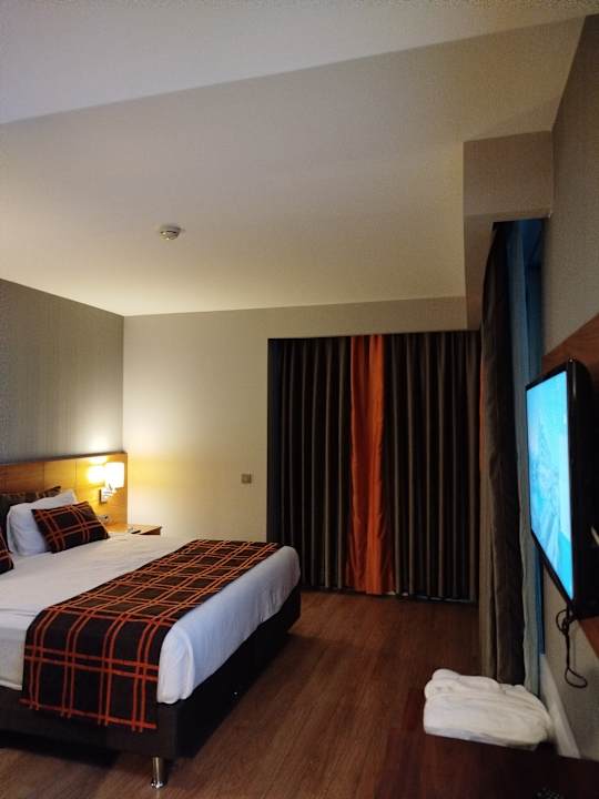 Zimmer Side Sunport Hotel & Spa