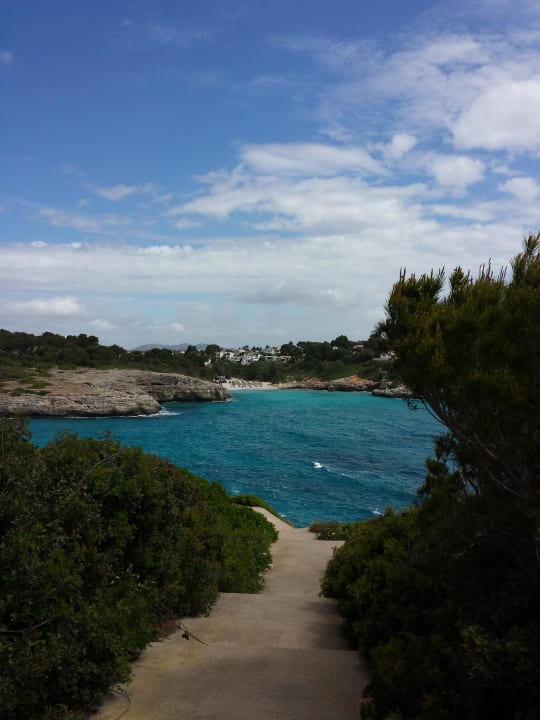 Weg zur Bucht blau punta reina