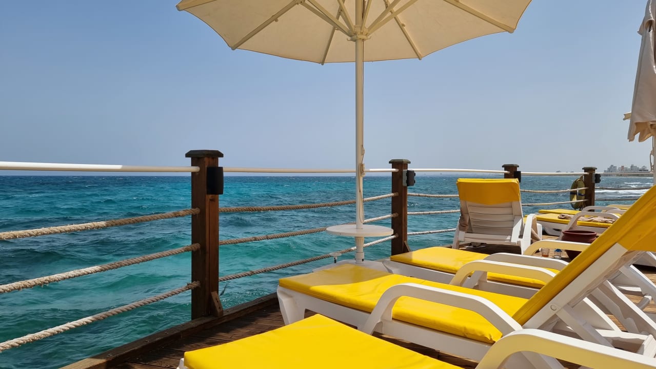 Strand Salamis Bay Conti Resort Hotel & Casino