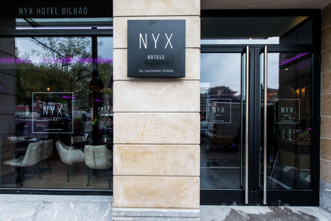 Lobby NYX Hotel Bilbao