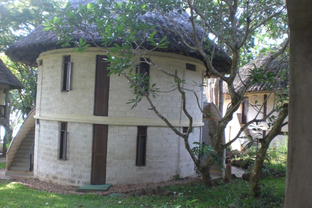 Baobab Bungalow Rückansicht und Eingang Baobab Beach Resort & Spa