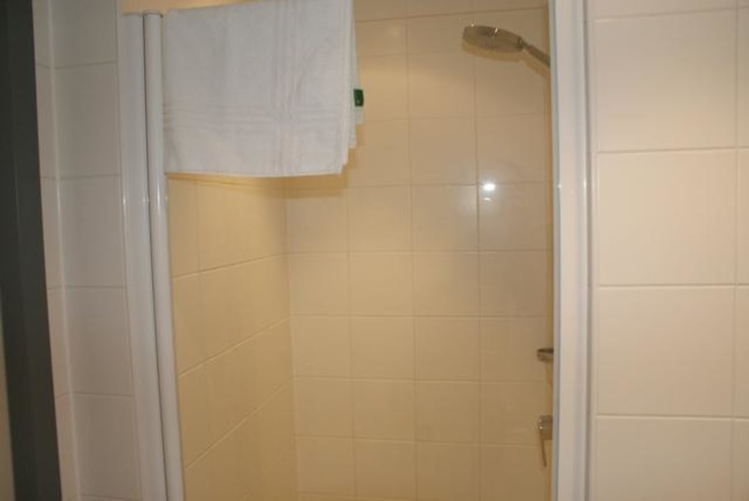 Bad Hotel Mercure Düsseldorf City Nord