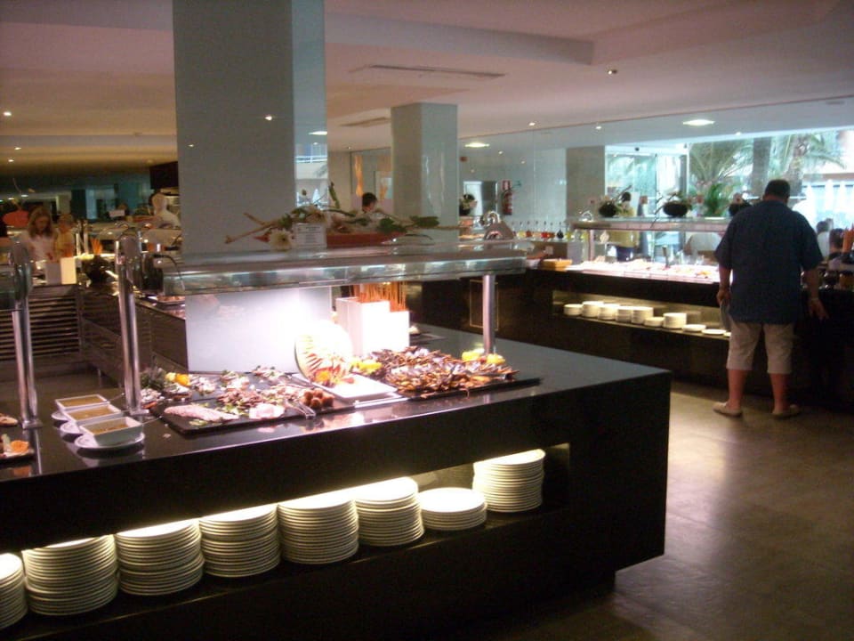 Morgenbuffet Iberostar Waves Playa de Muro