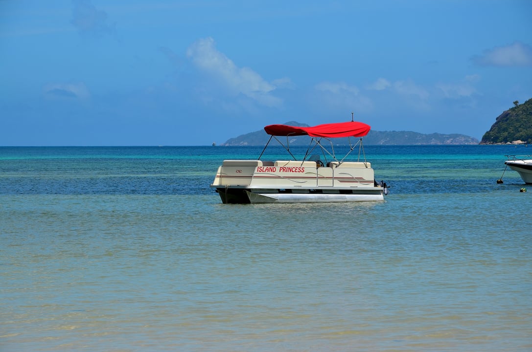 Das Boot von Jerry, mit dem er auch Fahrten anbietet. Mirella  Villa