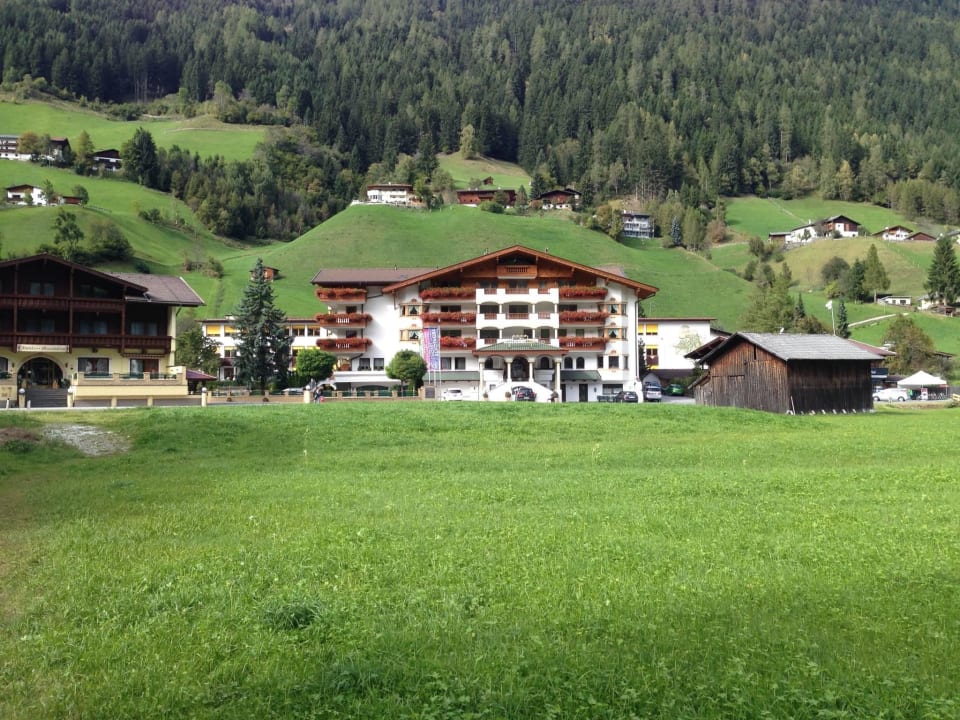 Stubaierhof  Hotel Der Stubaierhof Neustift