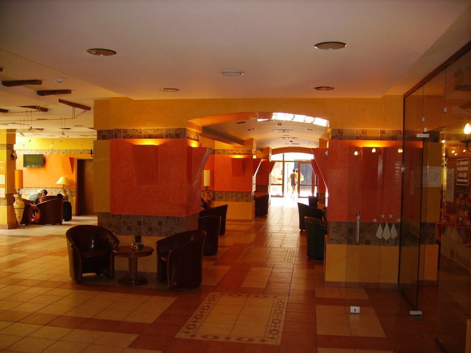 Blick in die Lobby Hotel Kiparisite