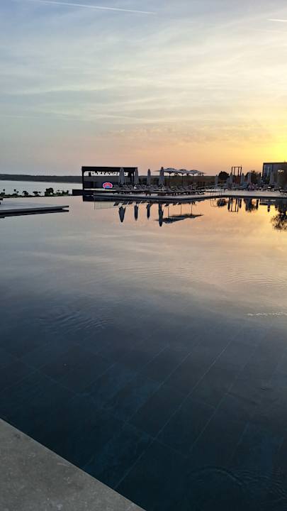 Pool Anda Barut Collection