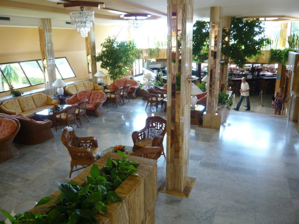 Lobby Hotel Exagon Park