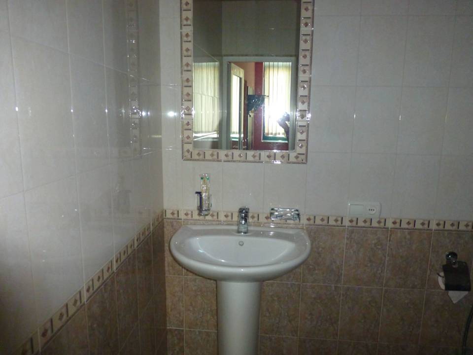 Das Badezimmer war sauber Hotel Argavand