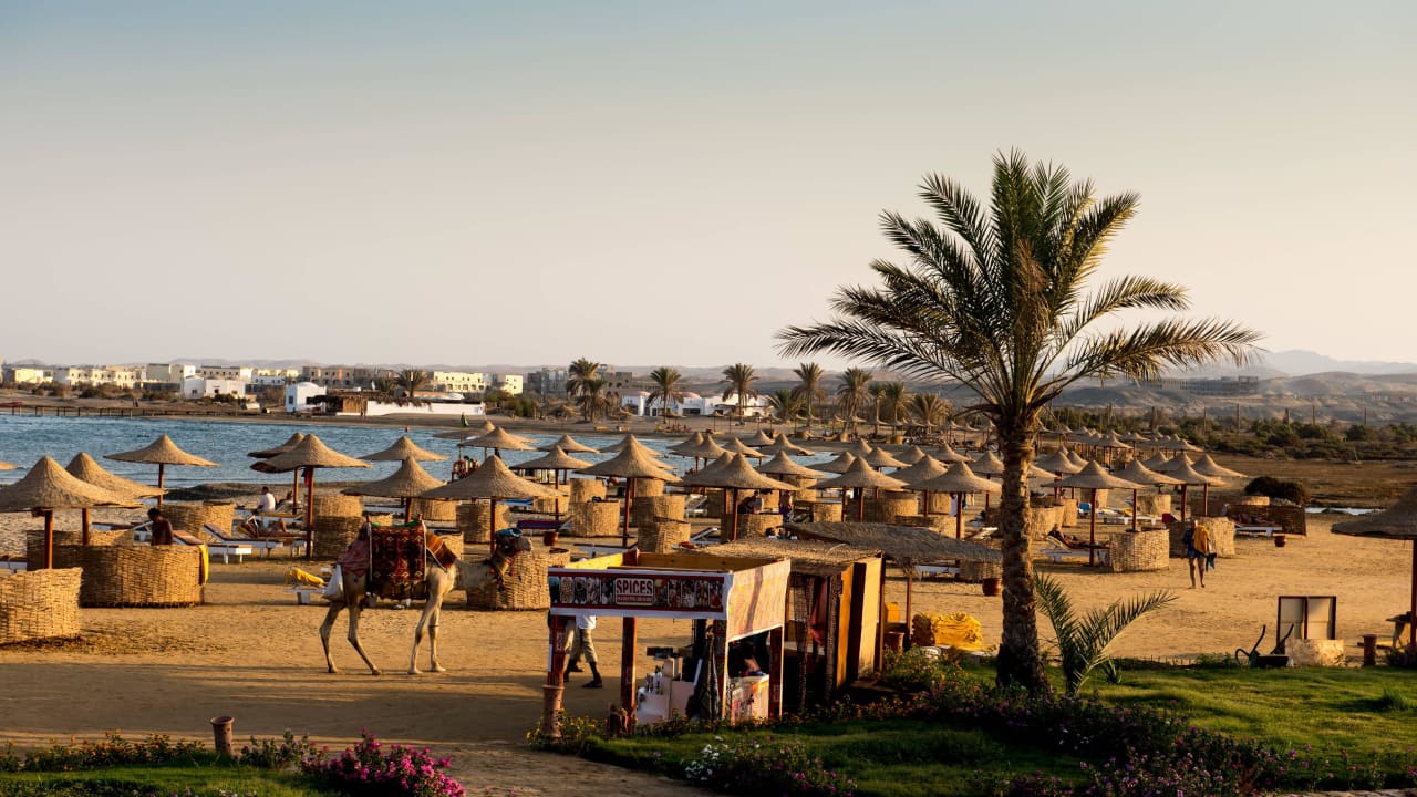 Strand Three Corners Equinox Beach Resort