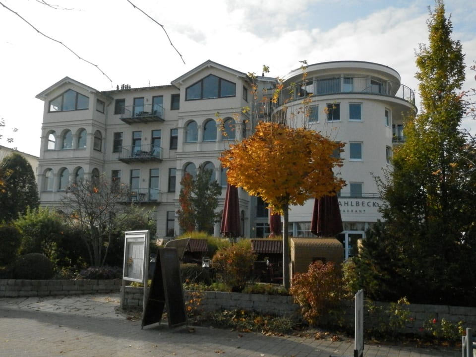 Blick von der Strandpromenade Das Ahlbeck Hotel & SPA