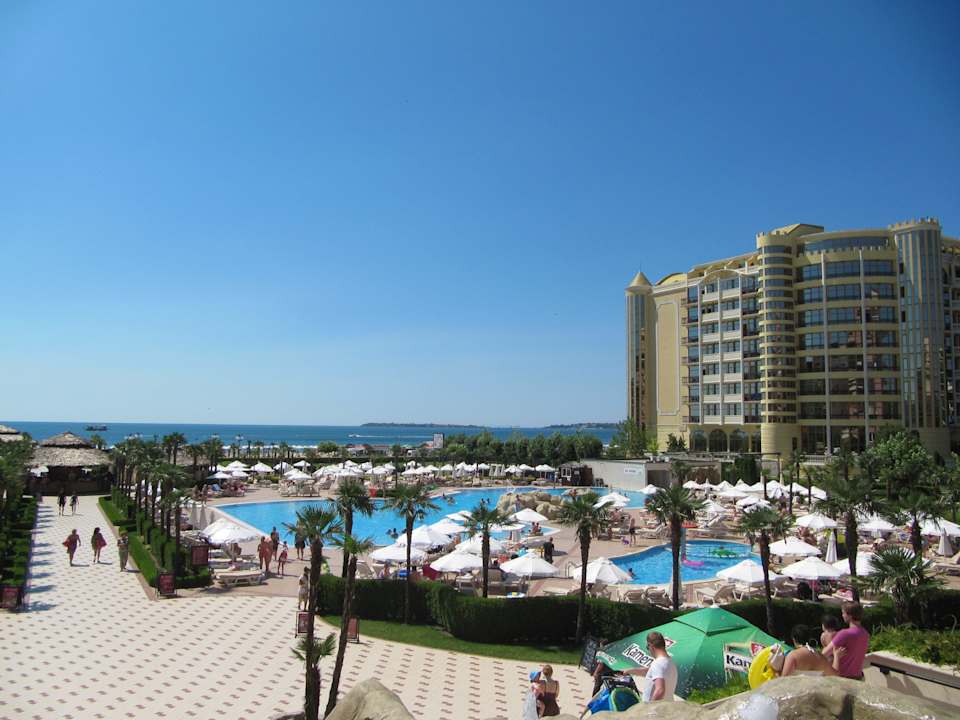 Basen DIT Majestic Beach Resort