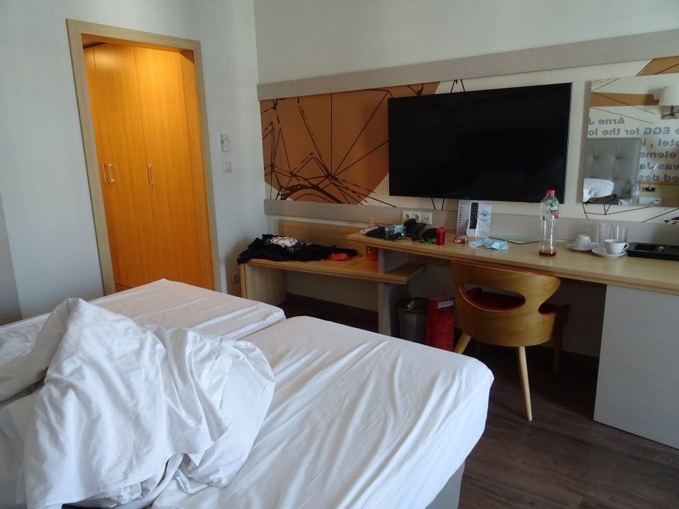 Zimmer Effect Grand Victoria Hotel