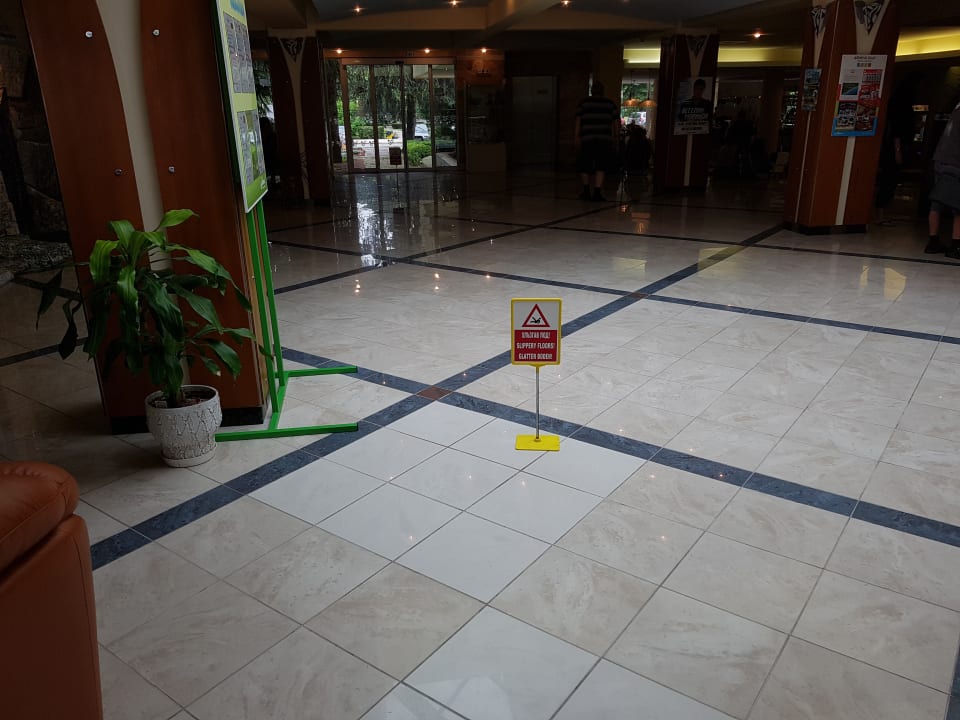 Lobby Hotel Laguna Garden