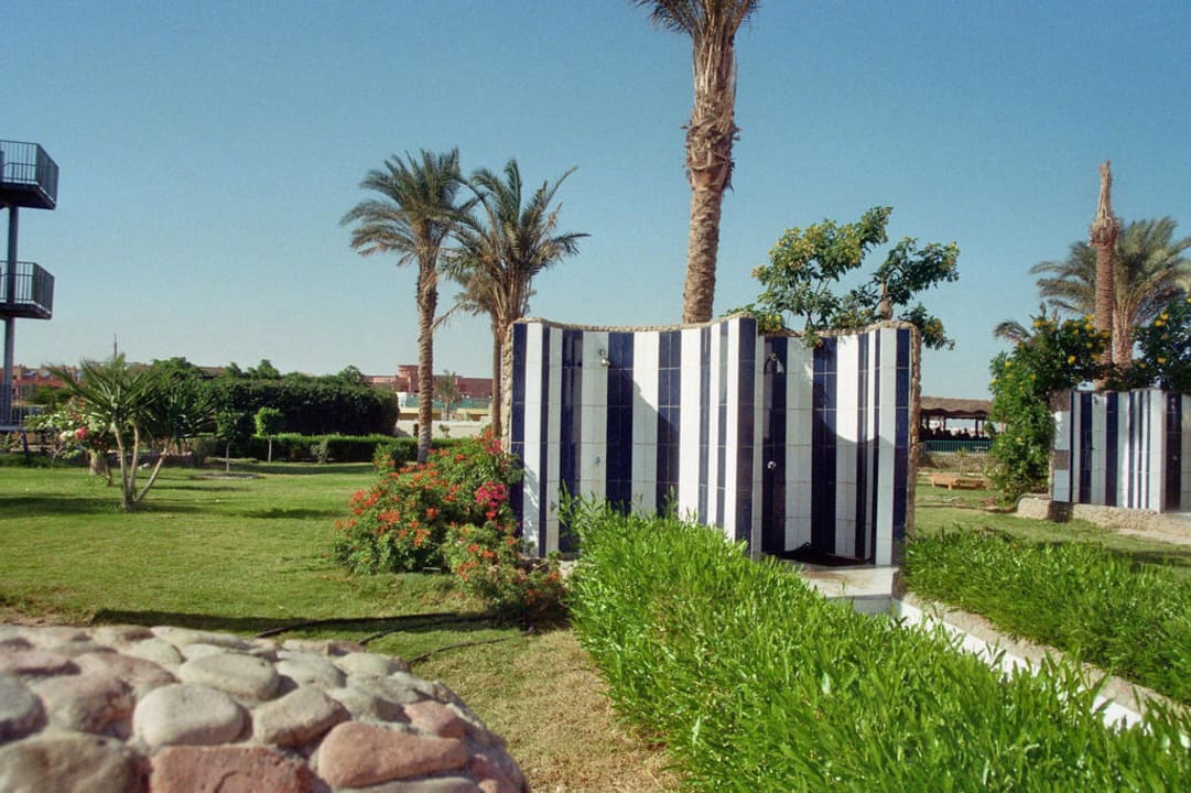 Die Duschen am Strand Hotel Titanic Palace