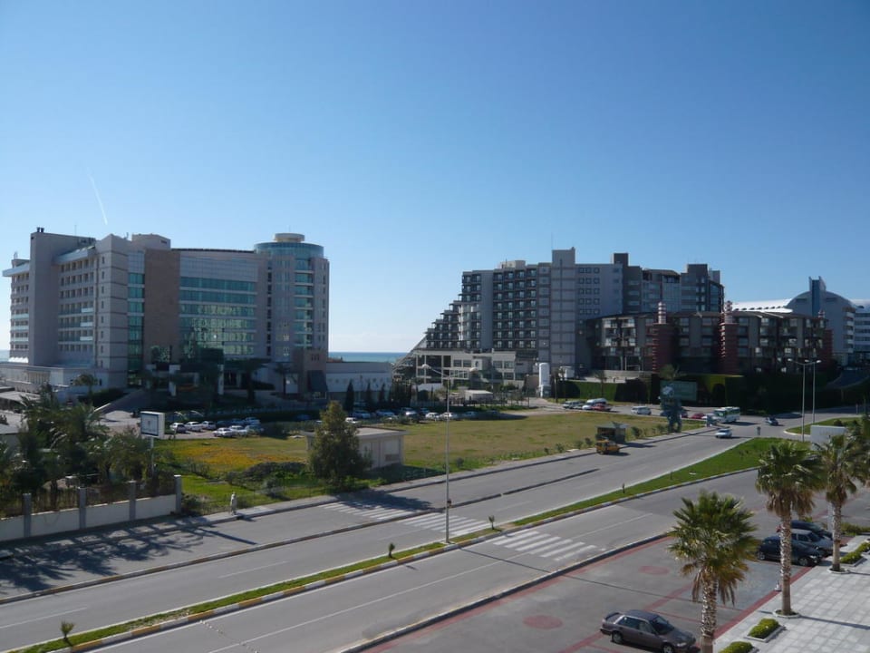 Gegend um das Hotel herum Limak Lara Deluxe Hotel & Resort