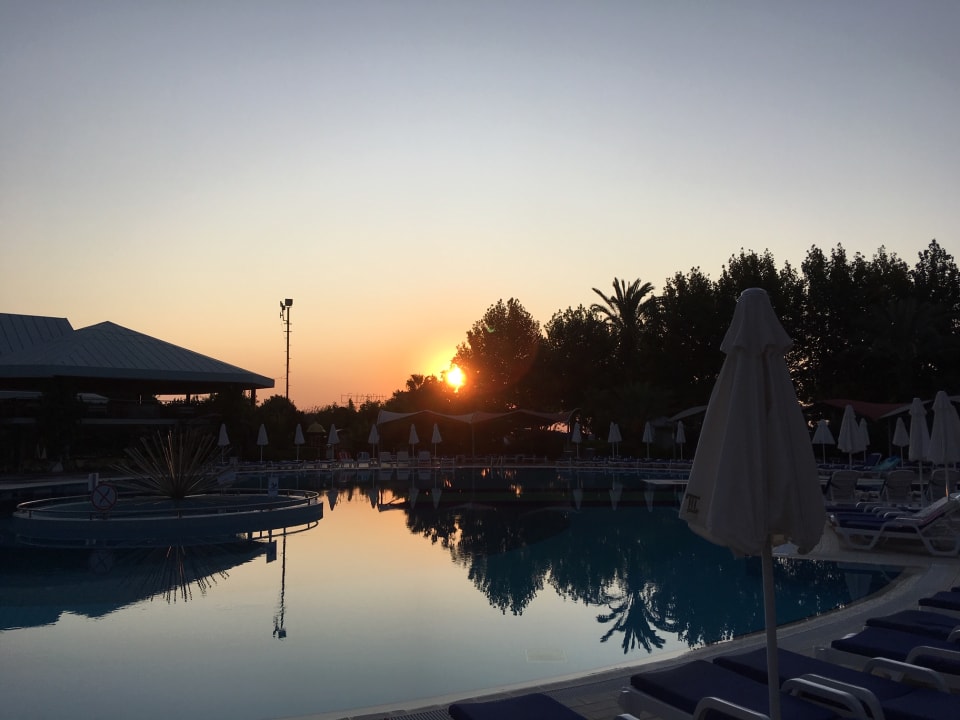 Pool Le Jardin Resort