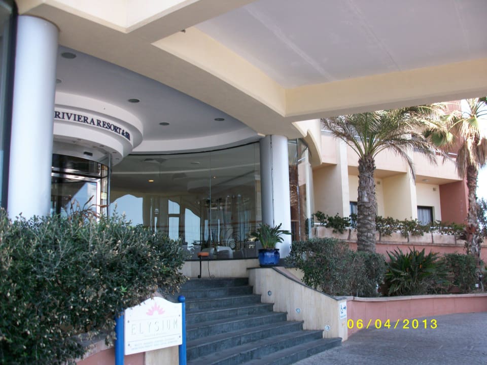 Hoteleingang Riviera Spa Resort - Adults Only