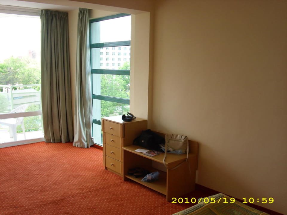 Schlafzimmer DAS Club Hotel Sunny Beach