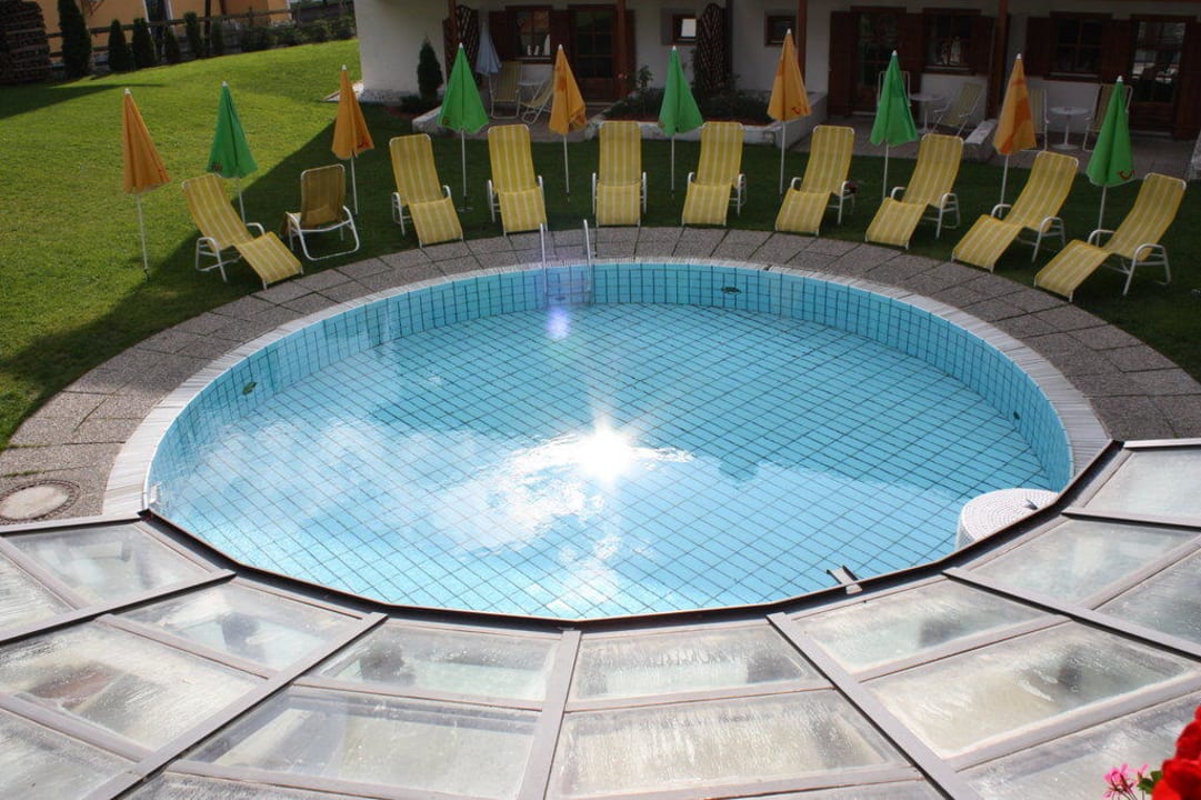 Außenpool Gut Wenghof - Family Resort
