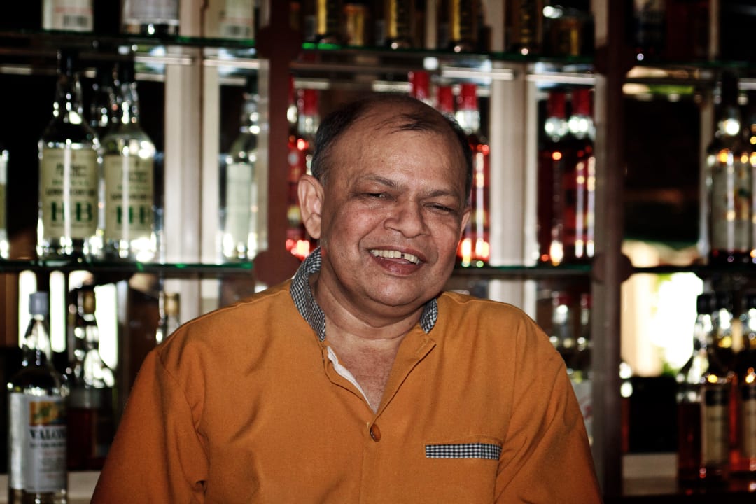 Barkeeper Summer Island Maldives