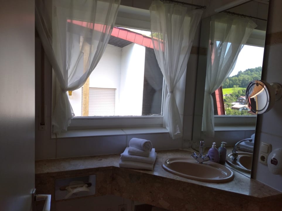 Zimmer Burghotel Am Hohen Bogen