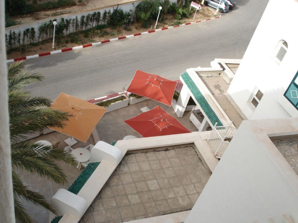 Der Ausblick von unserem Balkon Hotel Royal Nozha