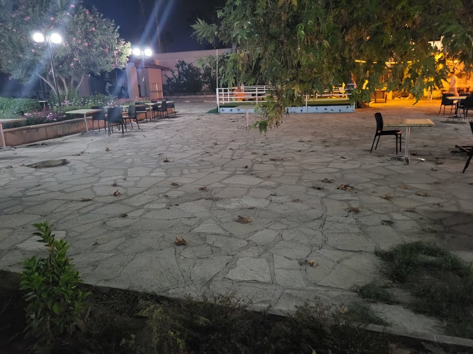 Gartenanlage Hotel Sirma