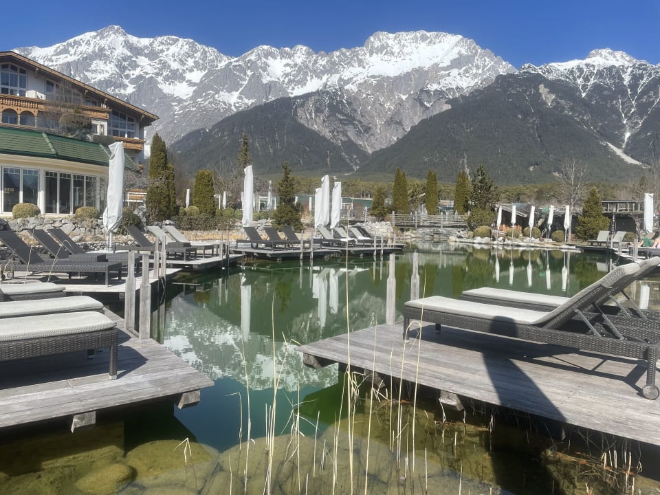 Pool Alpenresort Schwarz