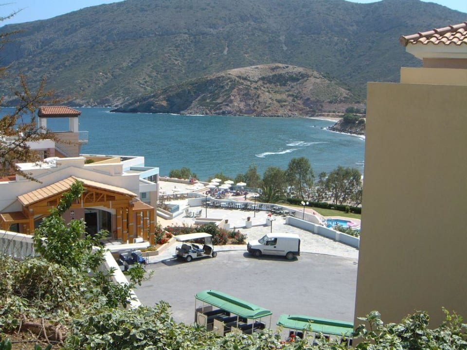 Blick vom Cafenion Fodele Beach & Water Park Holiday Resort