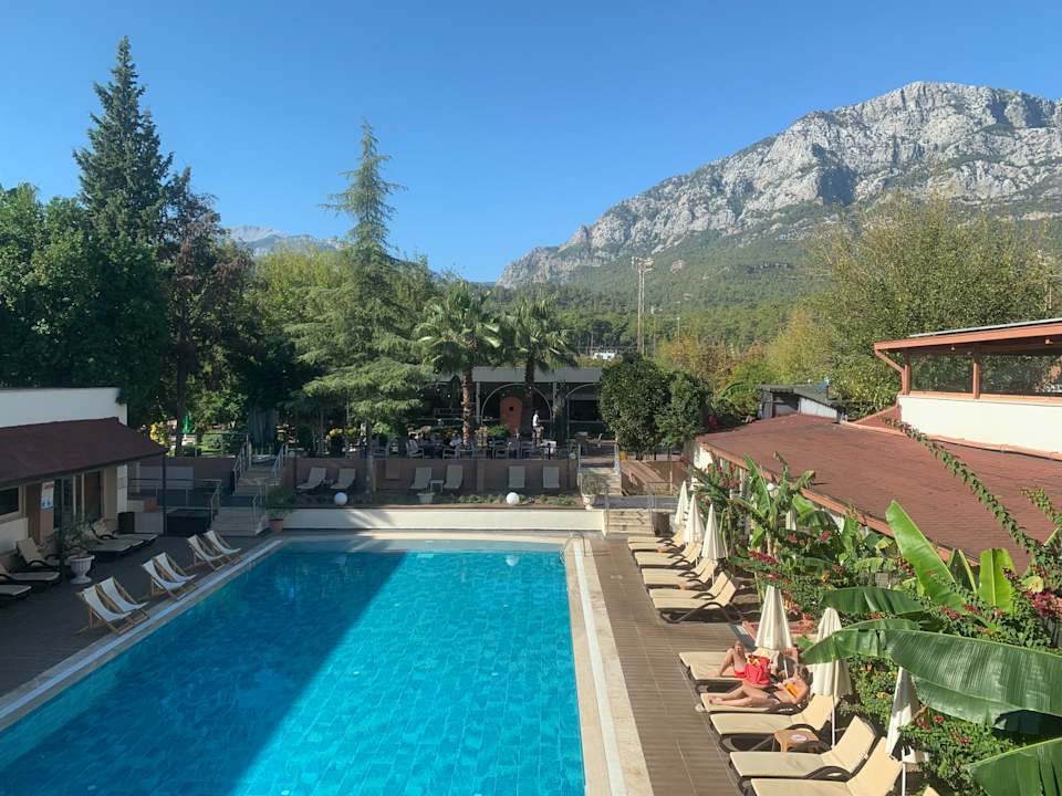 Pool Dg Hotels Rose Resort