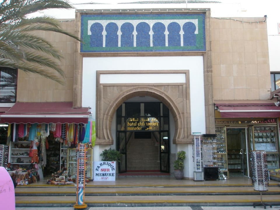 Eingang Club El Pueblo Tamlelt