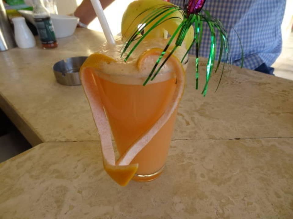 Cocktail Side Crown Palace