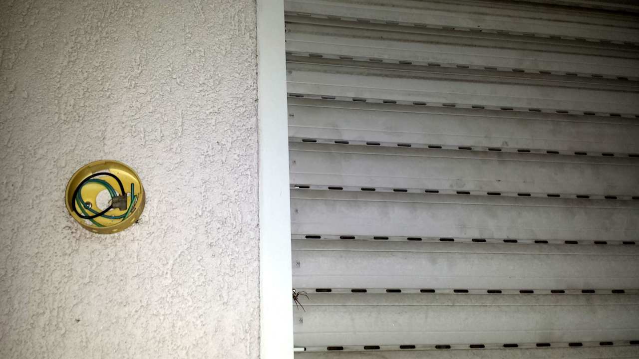 Super helle Außenlampe... Hotel Neckarlux