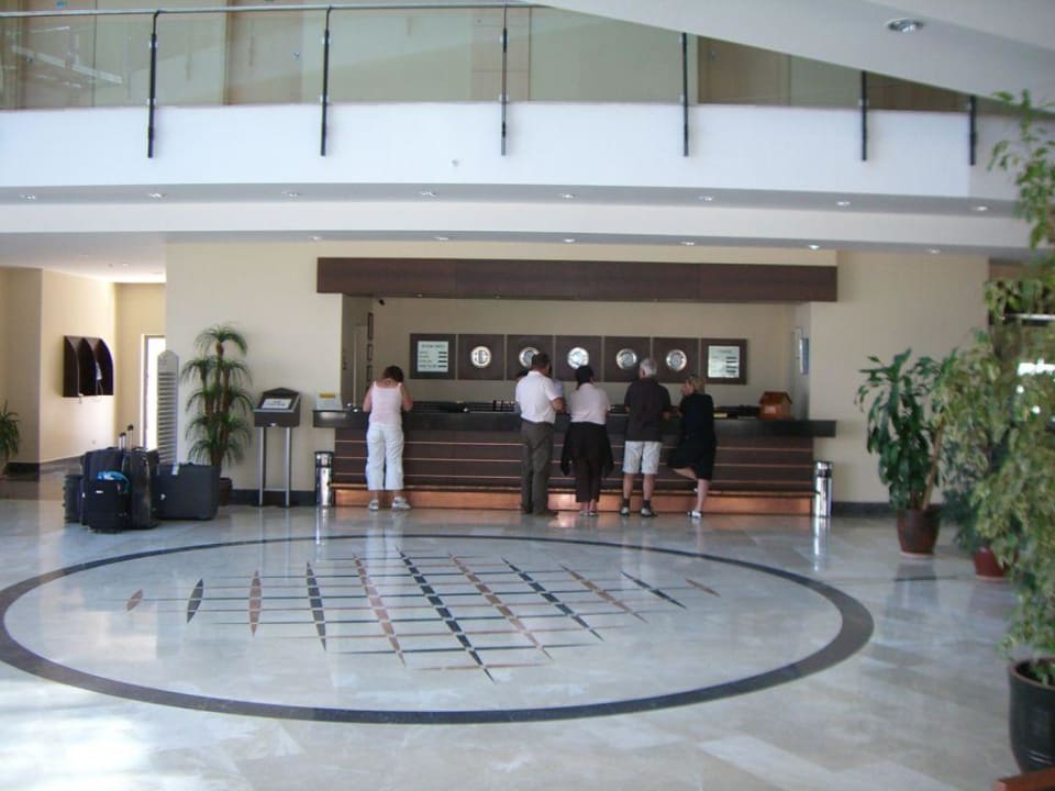 Rezeption Hotel Novum Garden Side